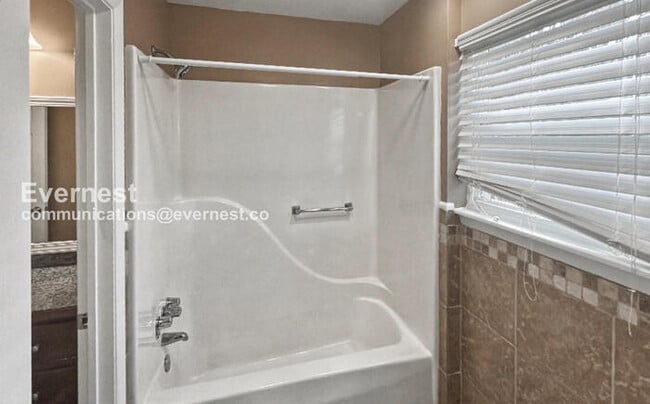 Building Photo - 1729 Molly Ln