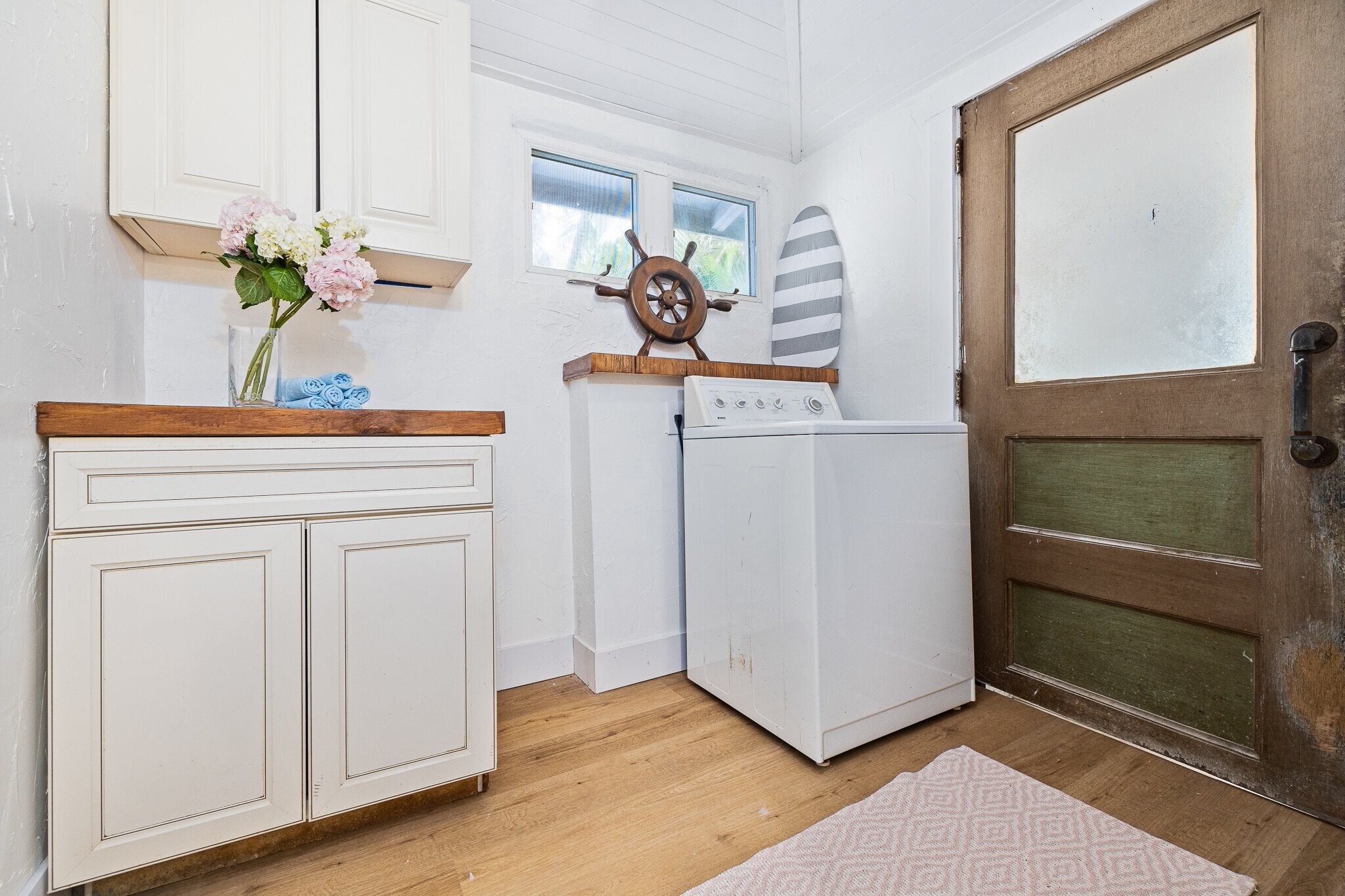 Building Photo - 511 41st Ave S