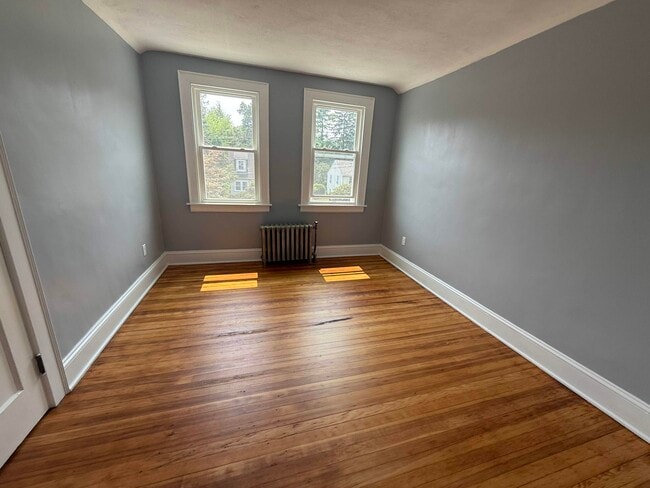 Building Photo - 47 May St