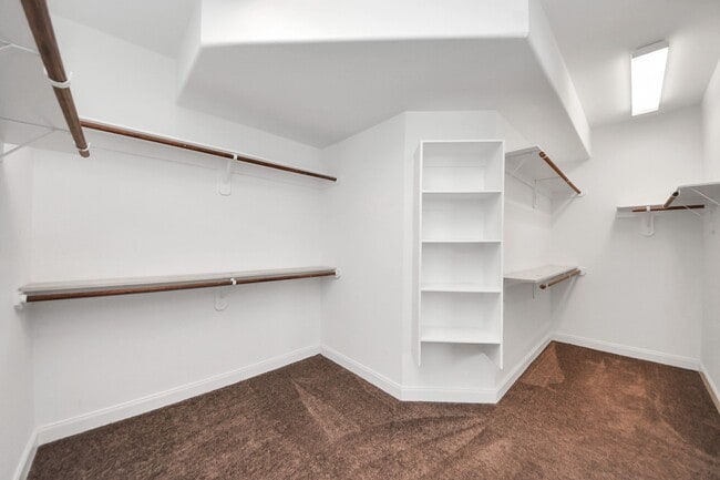 Building Photo - 27419 Canyon Reach Dr