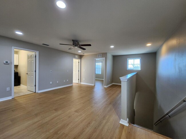 Building Photo - Gorgeous 4-Bedroom, 2.5-Bathroom Home in R...