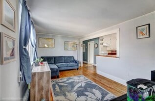 Building Photo - 29 Sherwood Rd