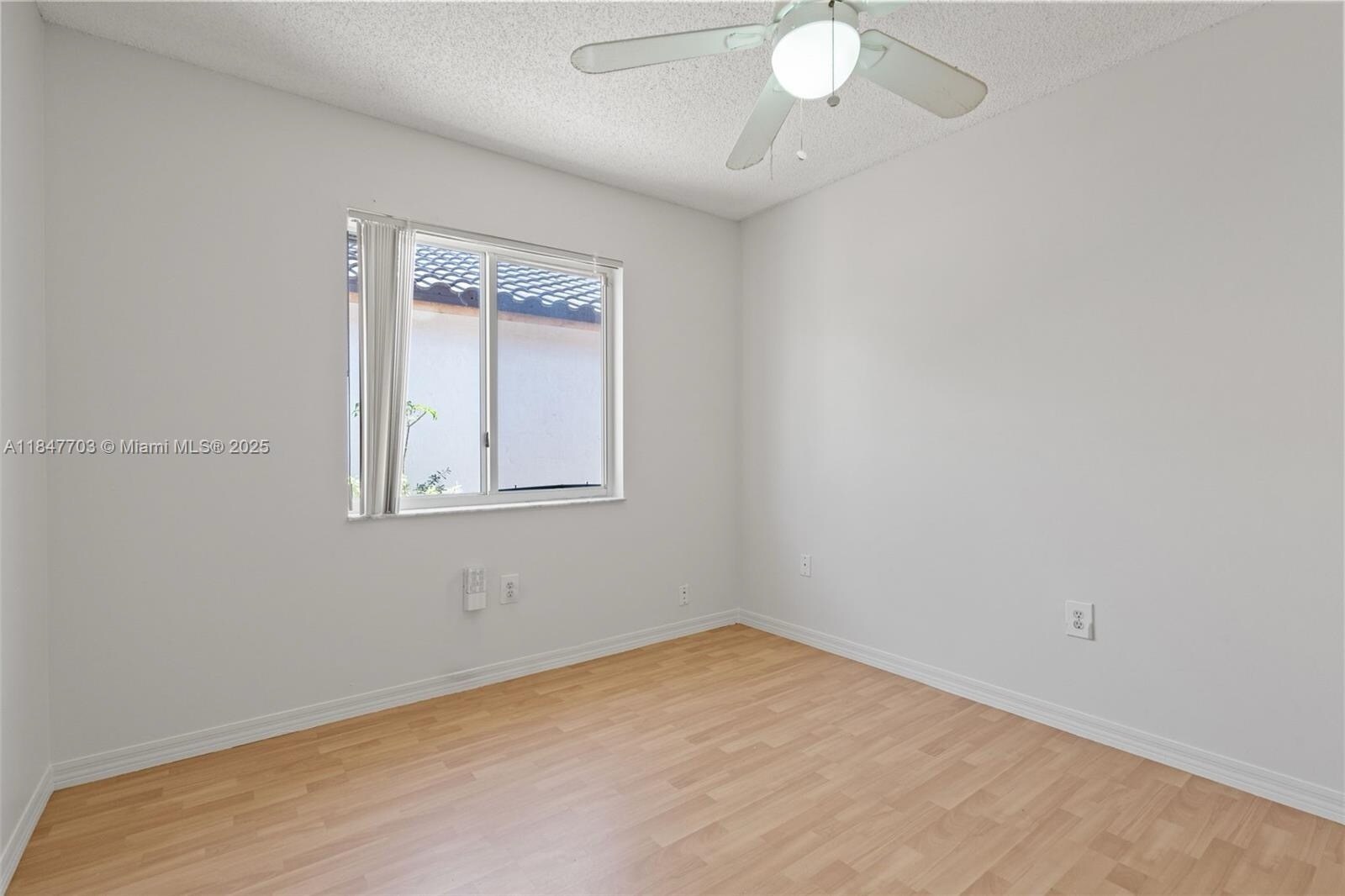 Building Photo - 14202 SW 151st Ct