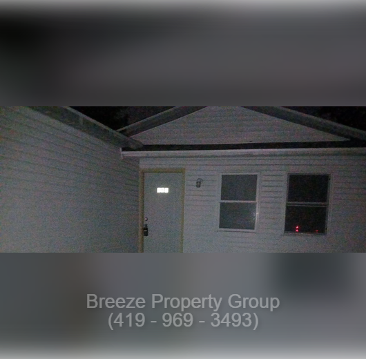 Building Photo - 560 Williamsville Ave