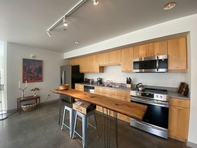 Building Photo - $2,600 | 1 Bedroom, 2 Bathroom Luxury Condo | No Pets | Available for an August 1st, 2026 move-in!