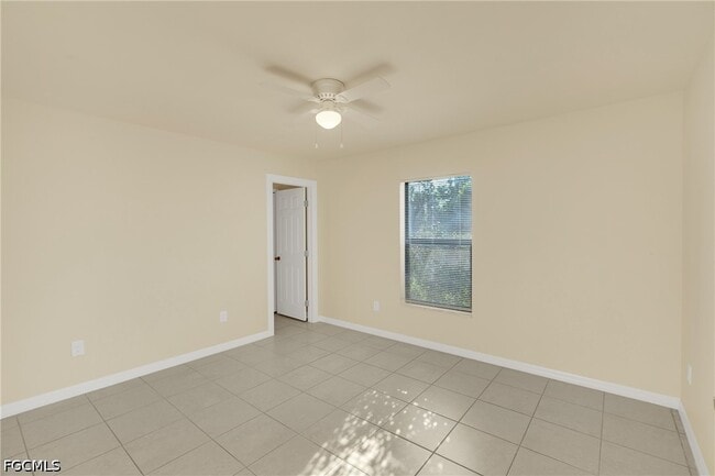 Building Photo - 4623 SW 7th Pl