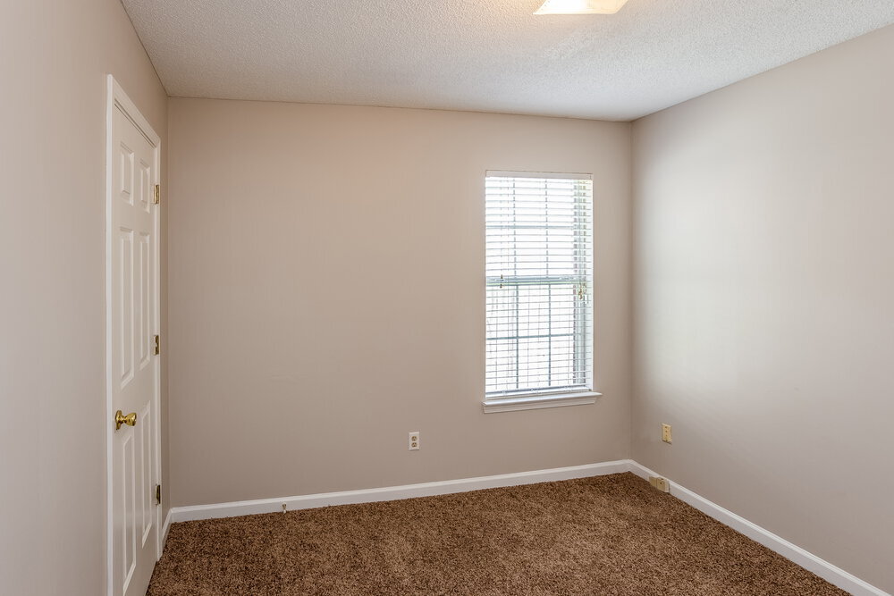 Building Photo - 5848 Kayla Dr