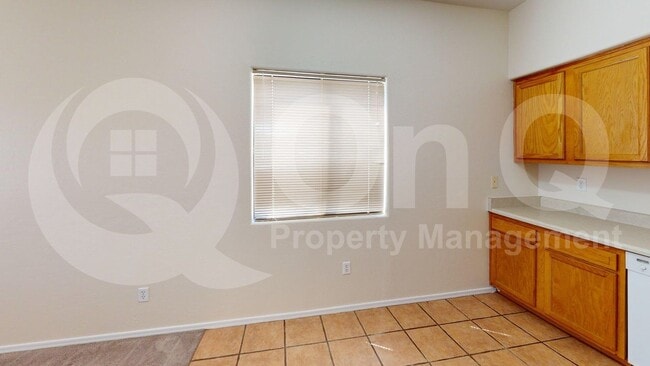 Building Photo - 4009 N Stone Ave