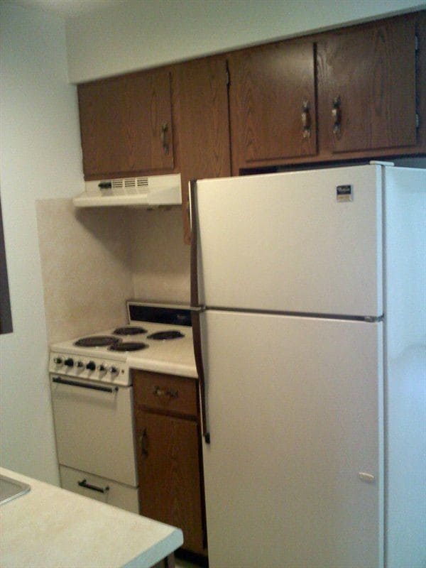 Building Photo - 710 S Walnut