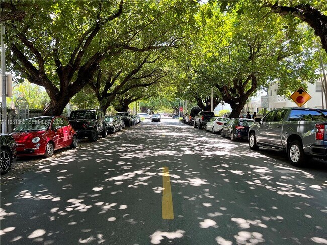 Building Photo - 756 Meridian Ave