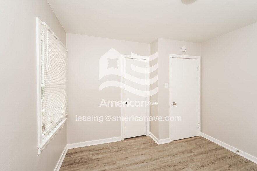 Building Photo - 5512 Ter Q