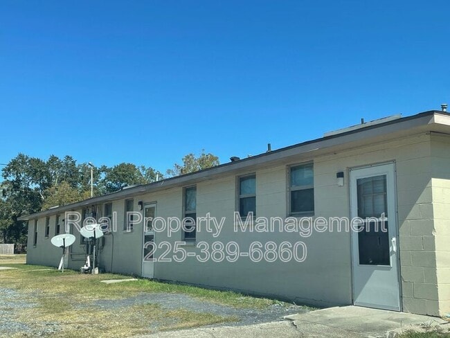Building Photo - 38294 1494