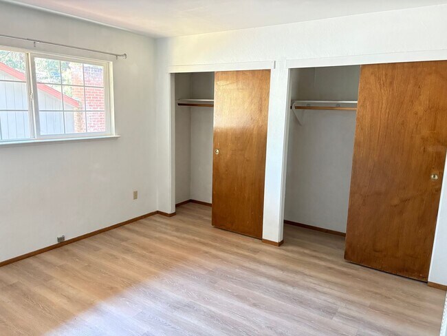 Building Photo - MO769-AhmadiY(PLACEMENT)