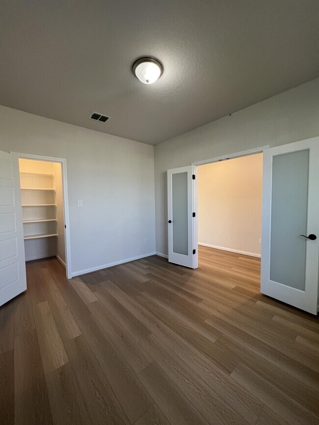 Building Photo - 16630 Daylight Ln