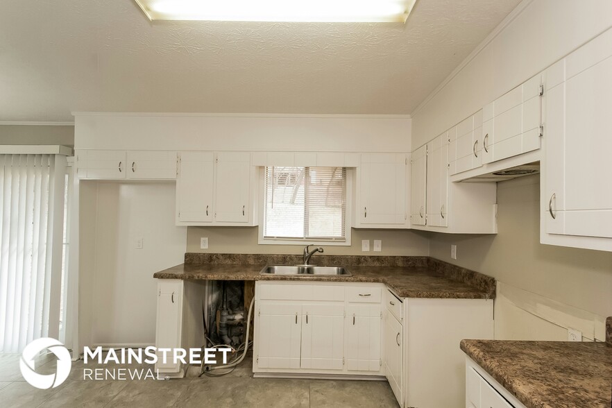 Building Photo - 7259 Merlin Way