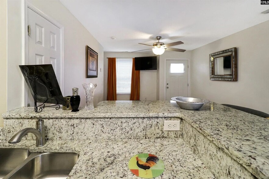 Building Photo - 1306 Waverly Pl Dr