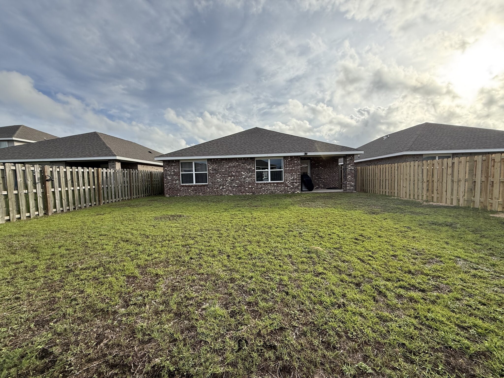 Building Photo - 4611 Reveille Wy