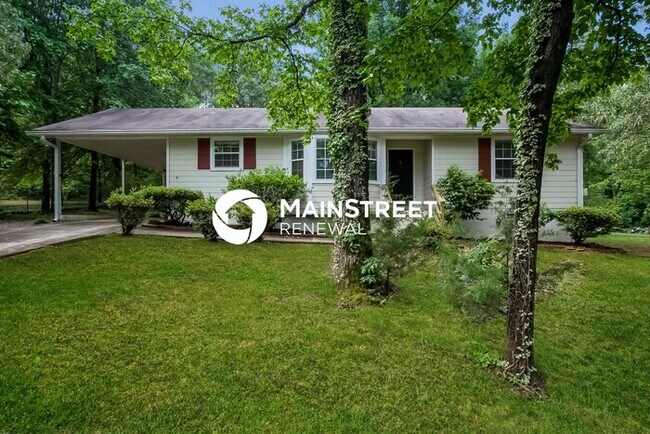 Primary Photo - 3 Bedroom Pet-Friendly Home in McDonough, ...