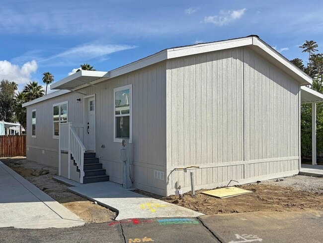 Building Photo - 1700 S State St