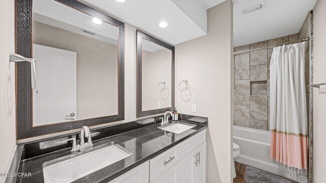 Building Photo - 134 Marlin Cir