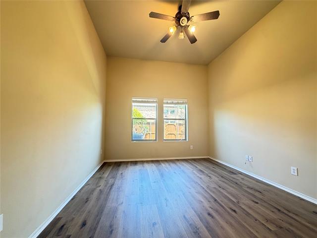 Building Photo - 1154 Sophia St W