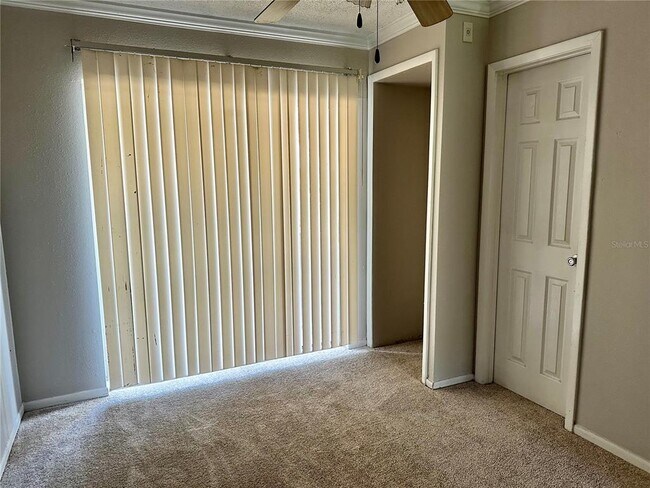Building Photo - 121 Oyster Bay Cir