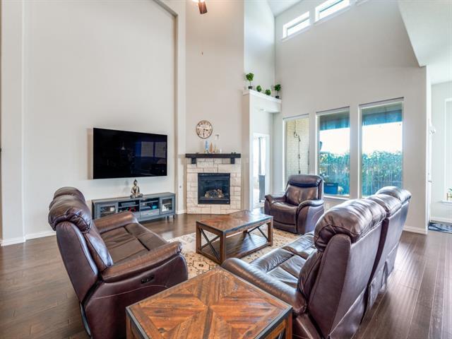 Building Photo - 2112 Creekbluff Ct