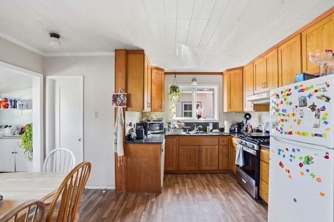 Building Photo - 811 Mission St