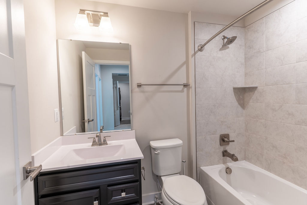 Building Photo - 100 Matisse Pl