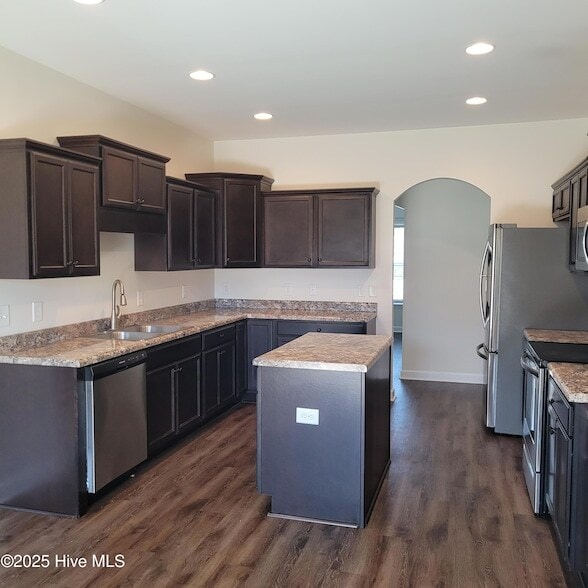 Building Photo - 603 Coral Reef Ct