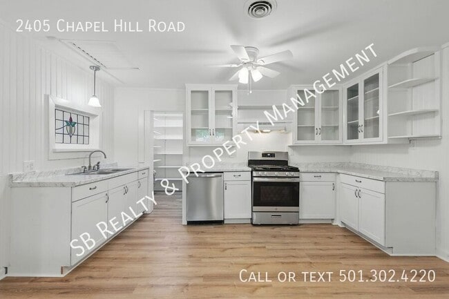 Building Photo - 2405 Chapel Hill Rd