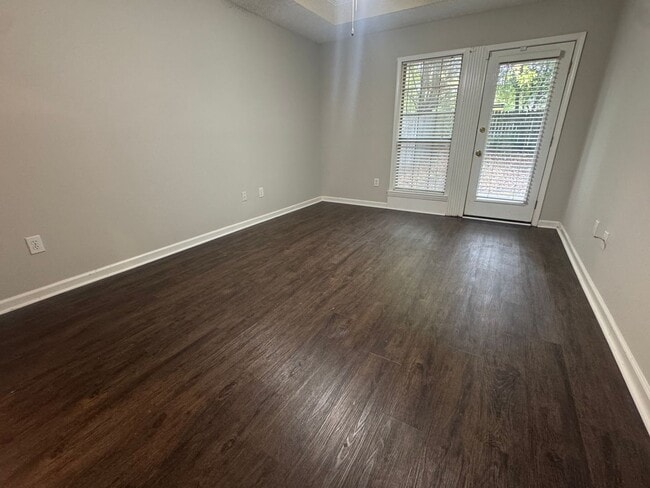 Building Photo - Immaculate East Chase Patio Home