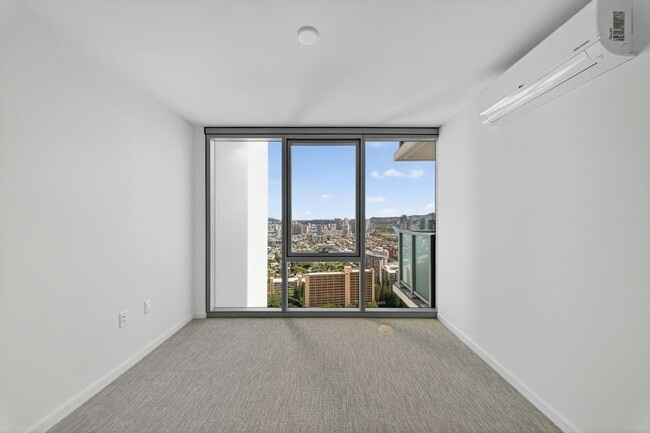 Building Photo - 1500 Rycroft St