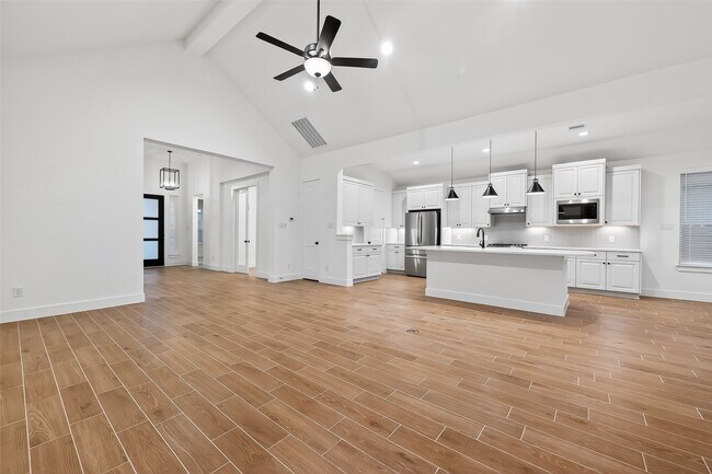 Building Photo - 2210 Cherry Brg Ln