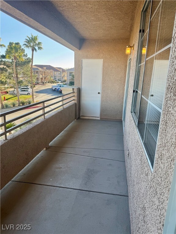 Building Photo - 9901 Trailwood Dr