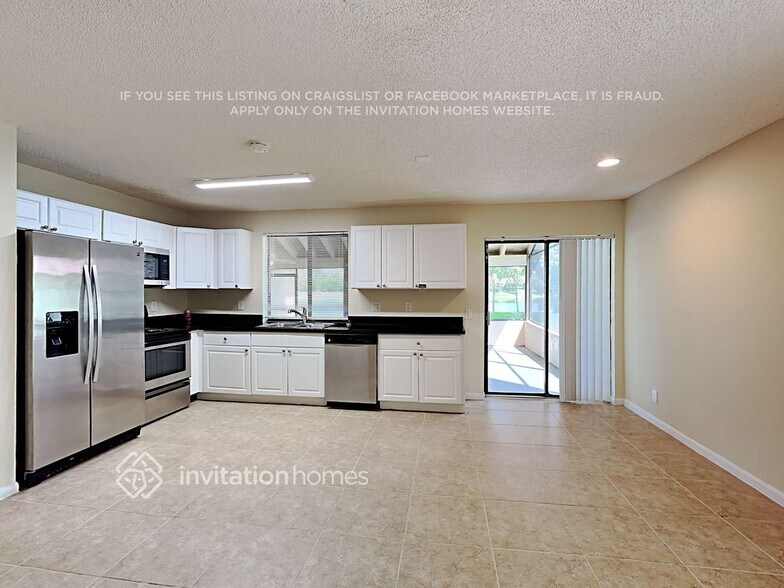 Building Photo - 2240 Tallahassee