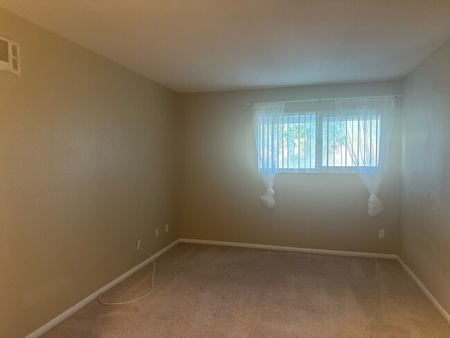 Building Photo - 6333 College Grove Way