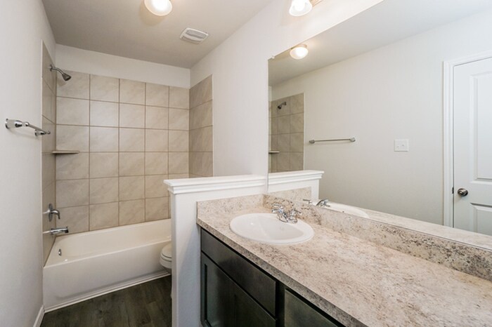 Building Photo - 5123 Jade Crossing