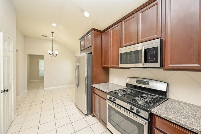 Building Photo - 18707 Majestic Vista Ln