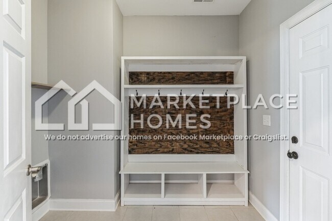 Building Photo - 6097 Amber Forest Trail