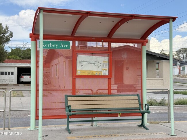 Building Photo - 611 New York Ave