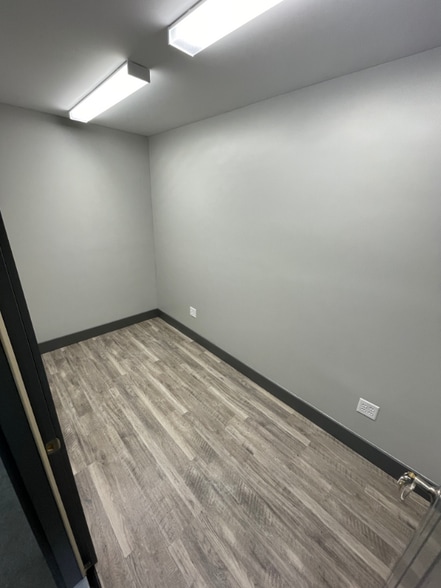 Building Photo - 5428 260th St