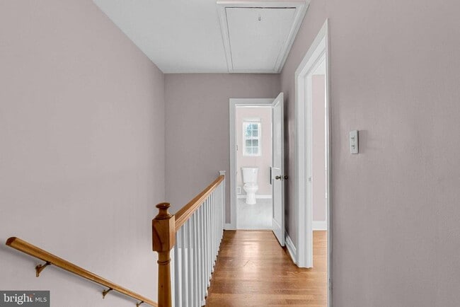 Building Photo - 1906 Glen Keith Blvd