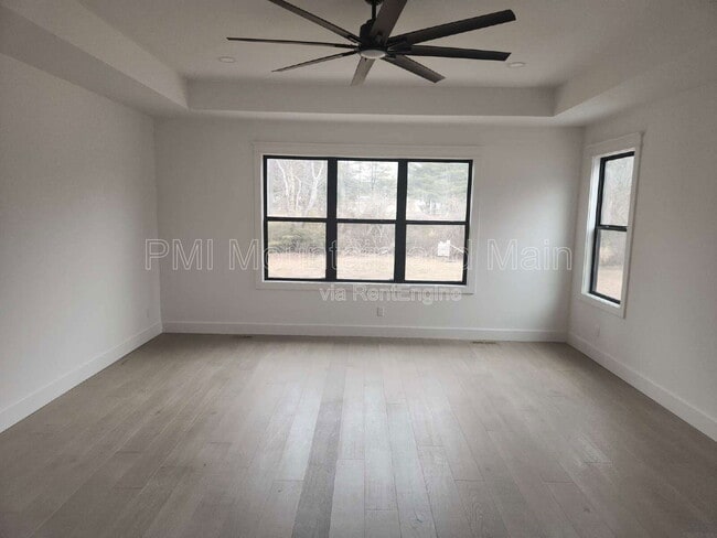 Building Photo - 808 Maybank Dr