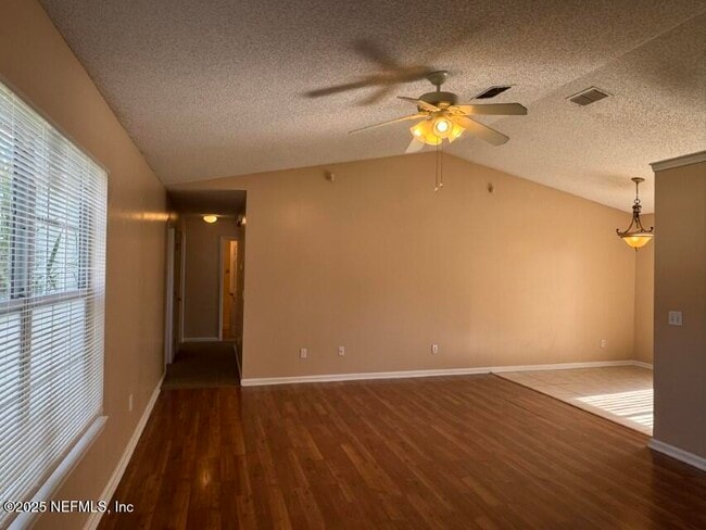 Building Photo - 4019 Bryant Glen Ave
