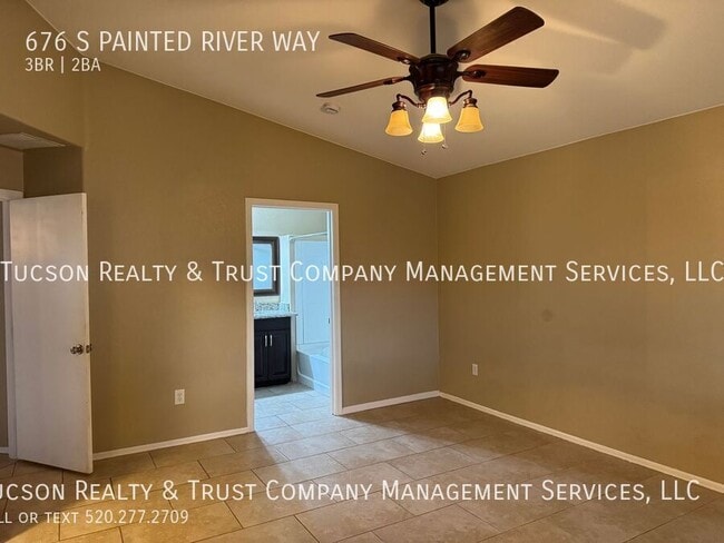 Building Photo - 676 S Painted River Way