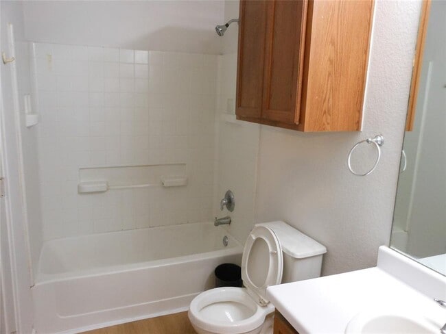 Building Photo - 7424 Elk Pass Dr