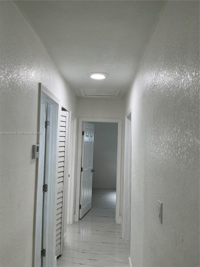 Building Photo - 14821 SW 104th Ave