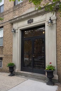 Building Photo - 430 Anderson