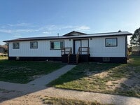 Building Photo - 4 Bedroom 2 Bath - Quiet country Property